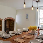 West House Farm 度假居 *